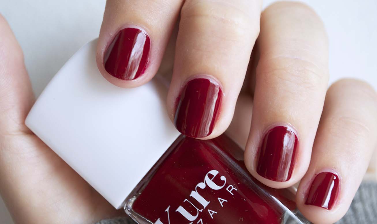 Ontdek de Natuurlijke Schoonheid: Aanbevelingen voor Natuurlijke Nagellak
