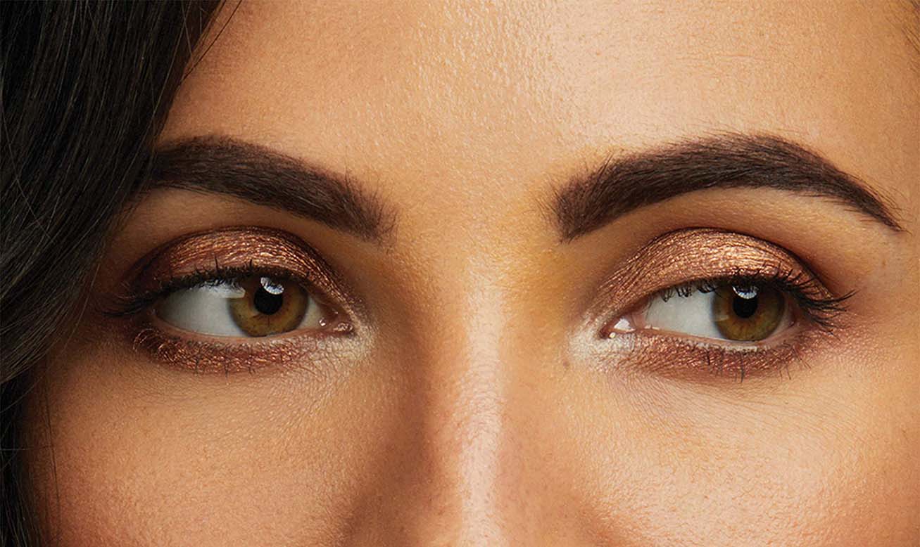 Creëer Betoverende Oogmake-up: Drie Oogschaduw Sticks Voor Een Indrukwekkende Blik